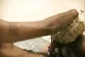 شقراء سكسي مترجمة للعربية وقحة تمارس الجنس مع رجل مفتول العضلات نشط.