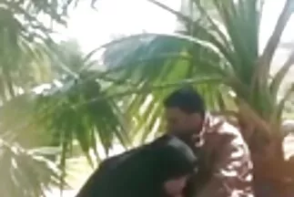 المعلم يمارس الجنس مع جناح صغير سكسي مترجم للعربي