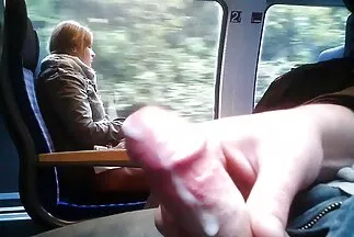 الرجل سكسي مترجمة للعربية يمارس الجنس مع الإسباني في كس صغير