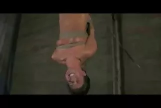 هذا الرجل حسم سكسي محرم مترجم أمره وأغوى زوجة صديق.