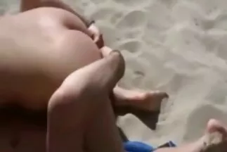 قام كتكوت جيد البناء بعمل رائع فلم سكسي مترجم عربي في خلع ملابسه قبل ممارسة الجنس