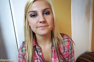 امرأة جميلة بكل سرور تمر فلم سكسي مترجم للعربية بالسرطان و cums.