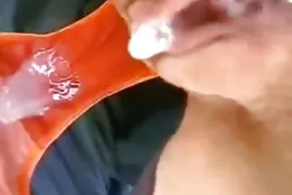 سيدة ذات بث مباشر سكسي عربي مترجم شعر بني تُضاجع معًا في سيارة