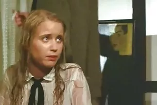 ألقت افلام سكسي مترجم الزوجة القبض على الرجل الذي يمارس الجنس مع حماتها وبدأت في الصراخ بصوت عالٍ