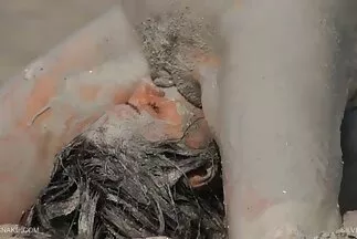 سيدة متمرسة تغوي شابًا سكسي مترجمة عربي