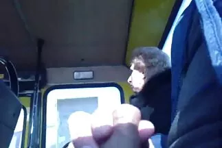 الجميلات سكسي اجنبي مترجم عربي يتعاملن مع عضو من الكمأة.