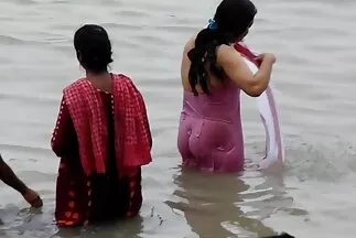 الصديقات المخنثين يمارسن المص سكسي محرم مترجم معًا
