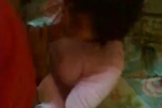 دمية شقراء تنغمس نفسها مع هزة افلام سكسي مترجم عربي الجماع و cums بجد.