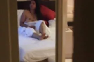 زوجة سكسي اجنبي عربي مجعد تمتص قضيب زوجها