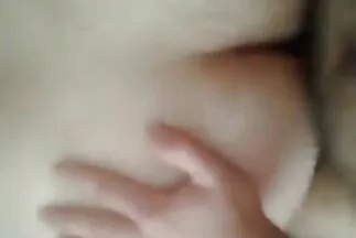 شهواني و الملتحي مارس الجنس مع فتاة رقيقة فاسقة. سكسي محرم مترجم