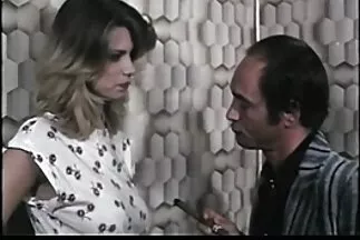أشعل الرجال في المرحاض الفتاة سكسي اجنبي مترجم للعربي لممارسة الجنس الساخن.