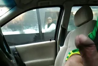 أنهى افلام سكسي اجنبي مترجم بارت سلوب شقيقته في كس دون خلع سراويلها الوردية.